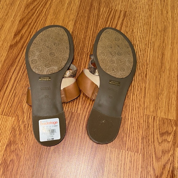 Guess sandals - Picture 2 of 4